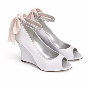 Nina New York Emma Wedge Heels Ivory Satin Crystal Ankle Strap Wedding Prom 7.5